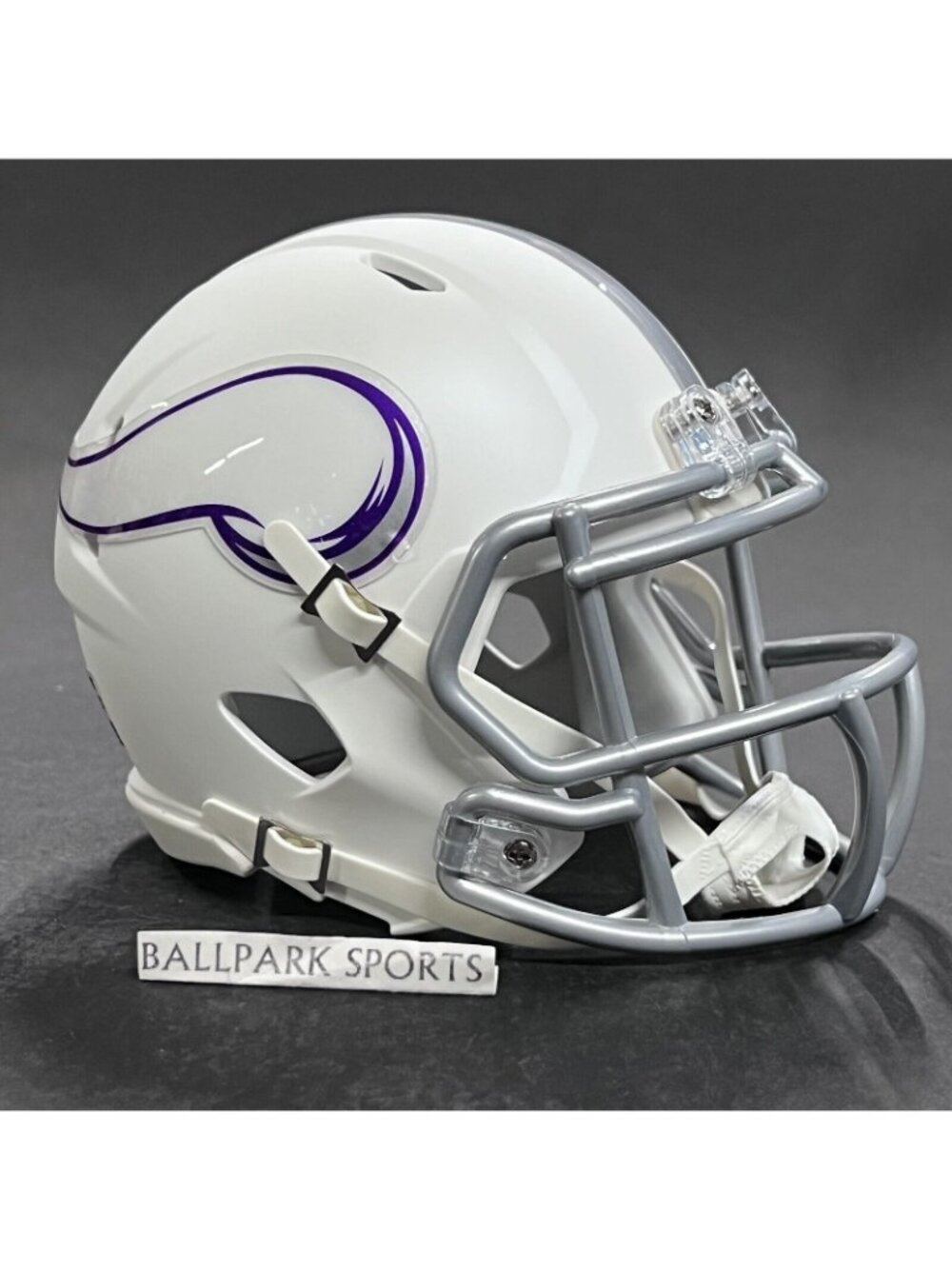 NEW IN BOX Riddell Minnesota Vikings On-Field Alternate Speed Mini Helmet $34.99 - Picture 12 of 14